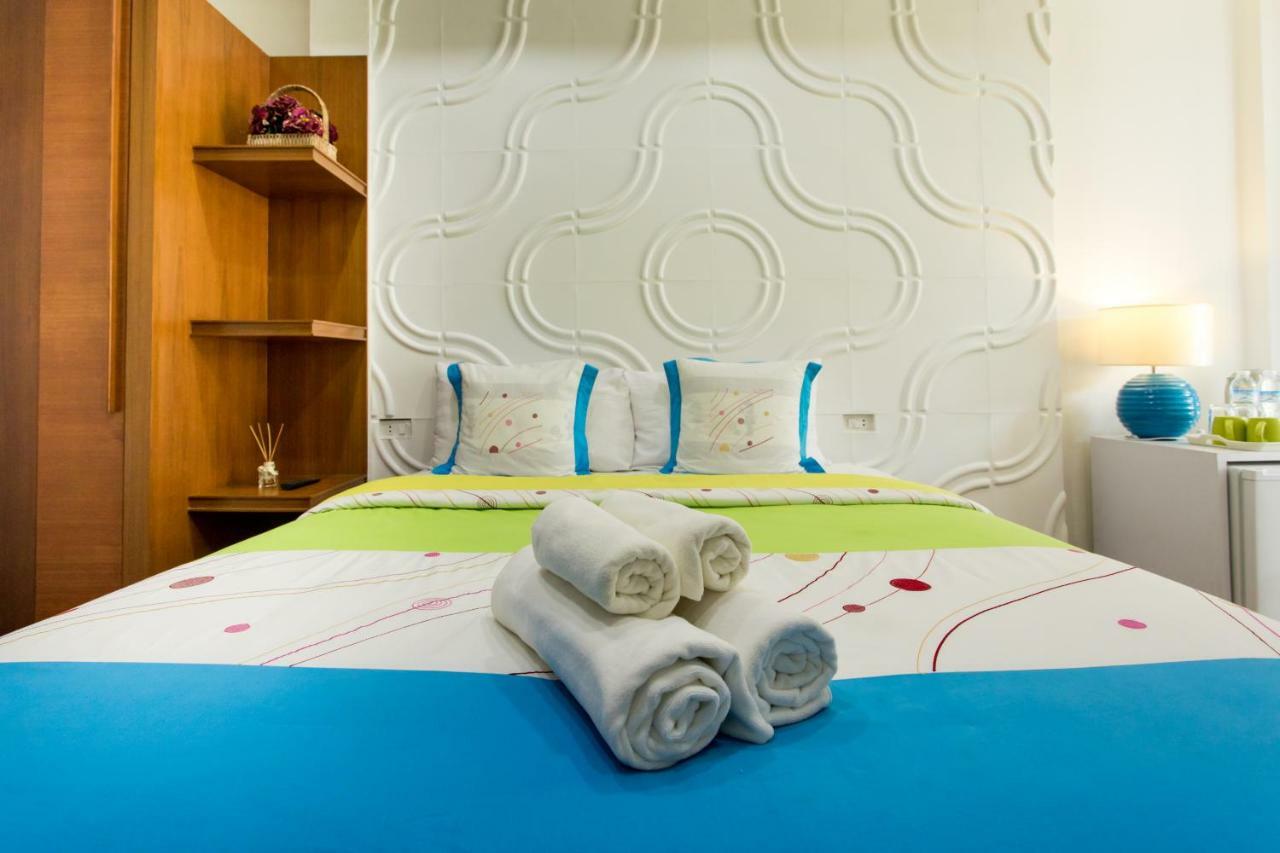 Nine Plus Loft Бангкок Экстерьер фото