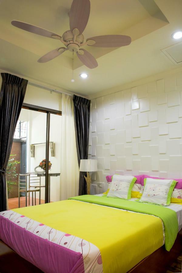 Nine Plus Loft Бангкок Экстерьер фото